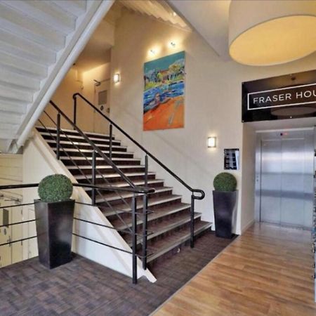 Aberdeen Stay Central 2-Bedrooms Apt-No Party Ngoại thất bức ảnh