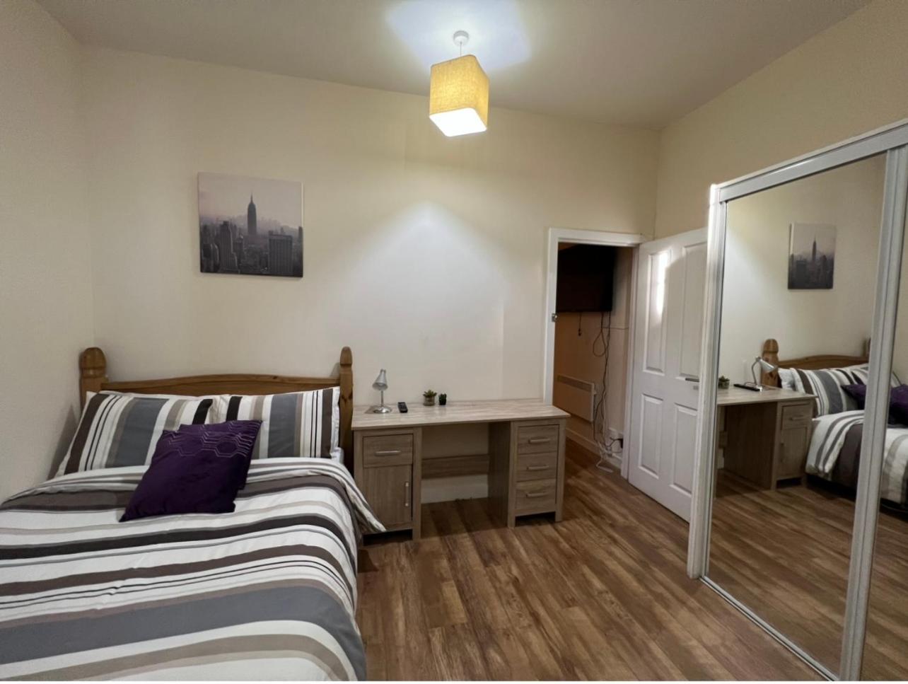 Aberdeen Stay Central 2-Bedrooms Apt-No Party Ngoại thất bức ảnh